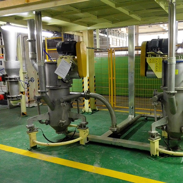 貴州某集團公司研究院催化(huà)劑粉碎生(shēng)産線