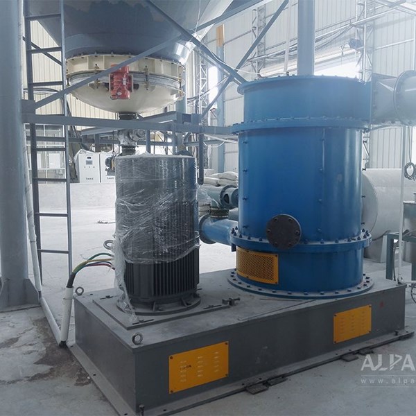 氫氧化(huà)鈣超微(wēi)粉碎機(jī)