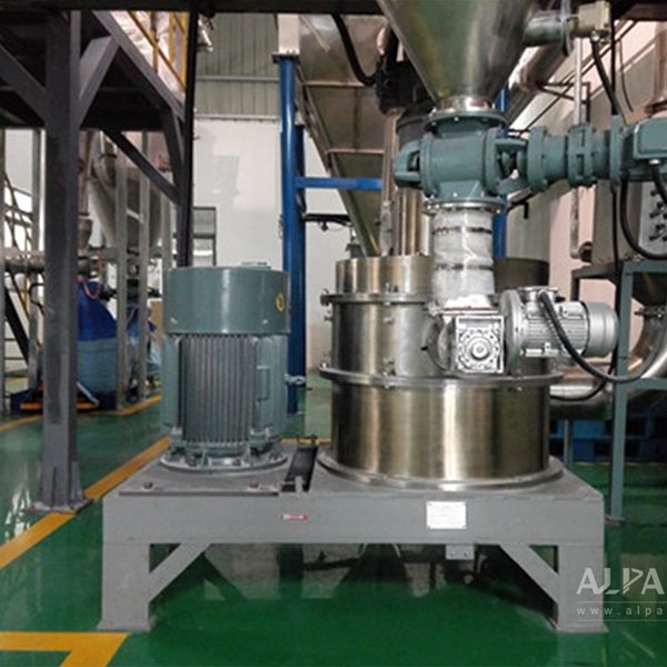 煙(yān)台某化(huà)工(gōng)集團樹(shù)脂粉碎生(shēng)産線