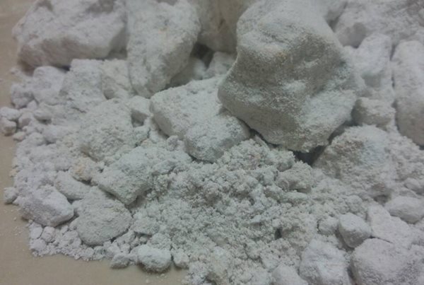 高(gāo)嶺土(tǔ)