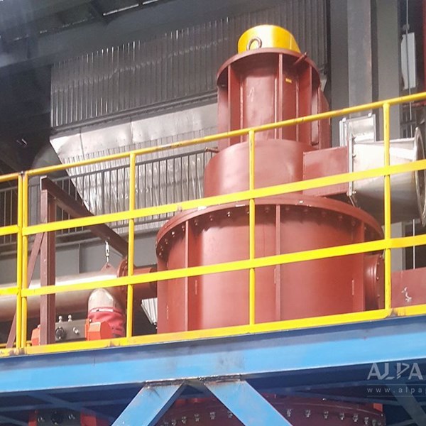 重慶某新能(néng)源材料公司磷酸鐵(tiě)锂超微(wēi)粉碎生(shēng)産線